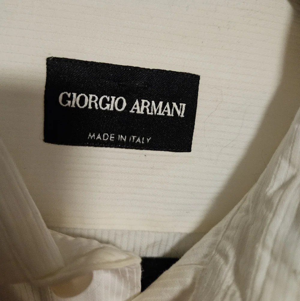 Giorgio Armani Whitr Button Down Dress Shirt Size 39 - 15 1/2 - Picture 3 of 6